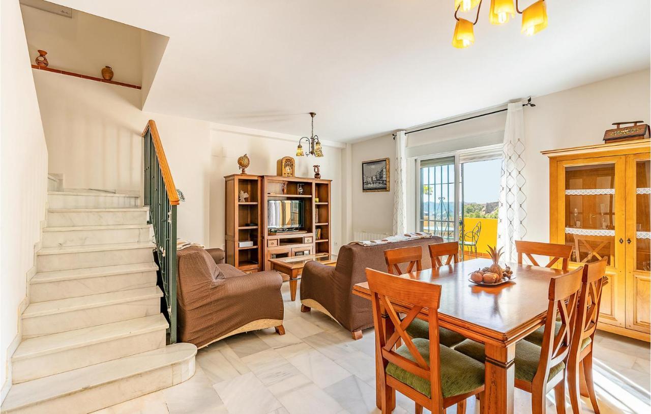 3 Bedroom Stunning Home In セネス・デ・ラ・ベガ エクステリア 写真